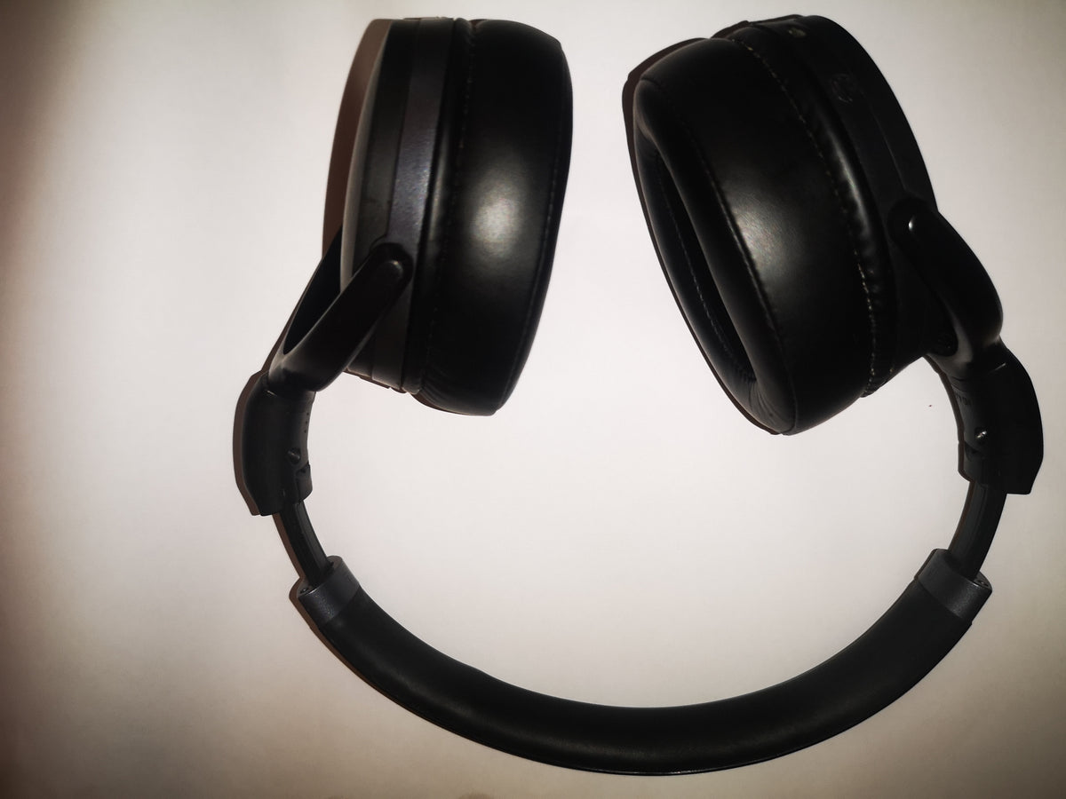 Headphone